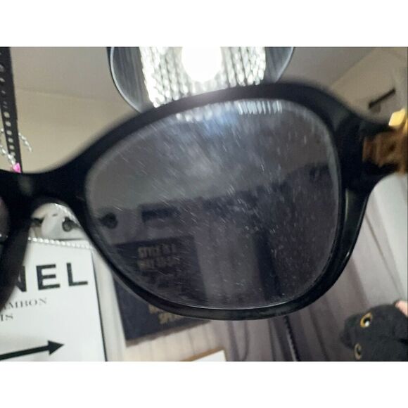 VERSACE vintage Medusa head oversized sunglasses mod-4232 black gold y2k main image 6